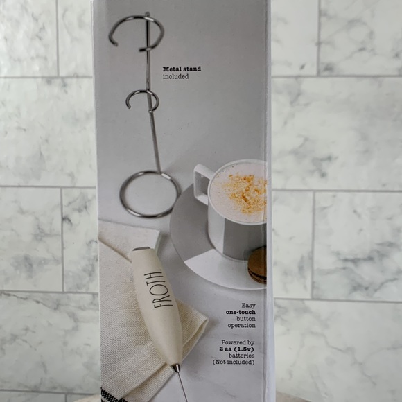Sealed - Last 1 NWT Rae Dunn FROTH electric milk frother ( battery operated)… - Picture 2 of 4